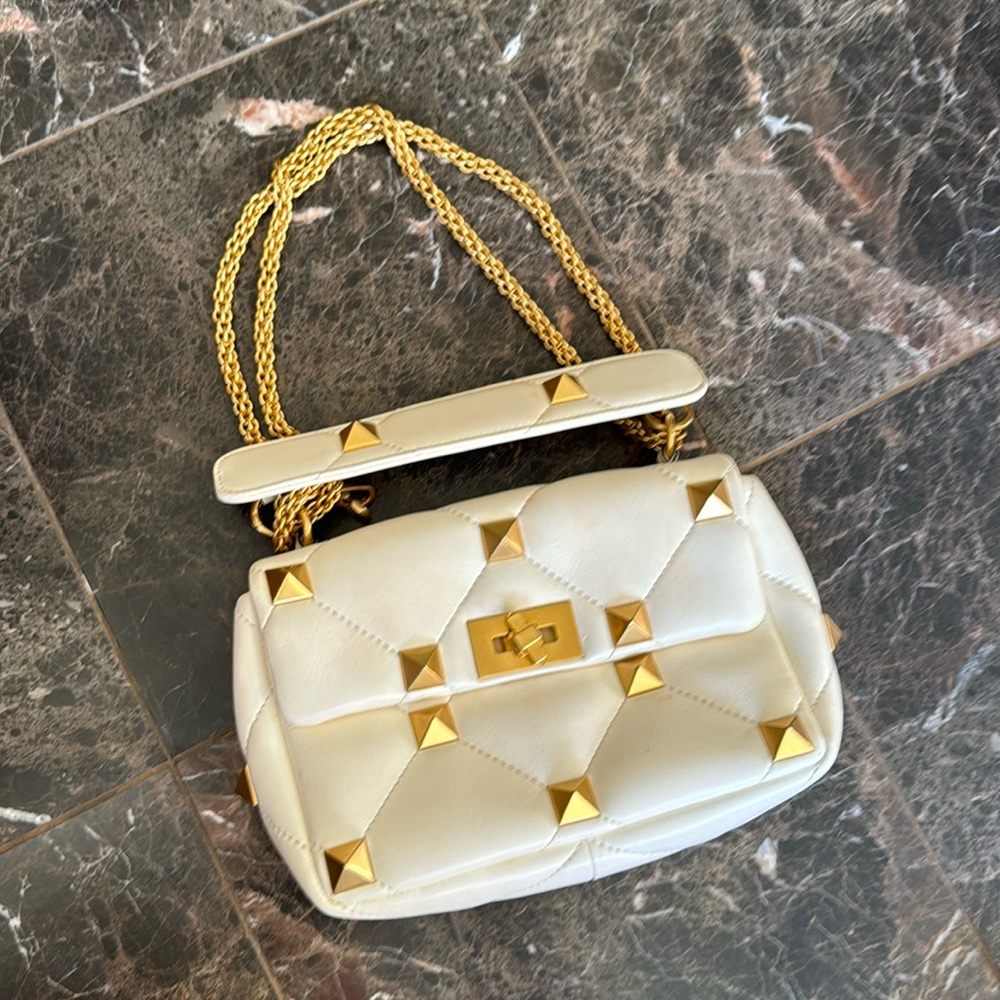Valentino Garavani Large Roman Stud Shoulder Bag